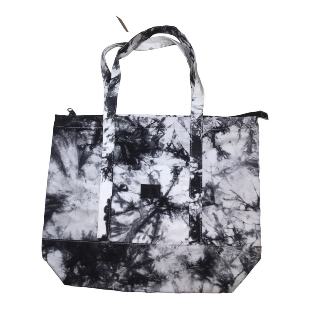NWT PINK Black & White Tie-Dye Tote
